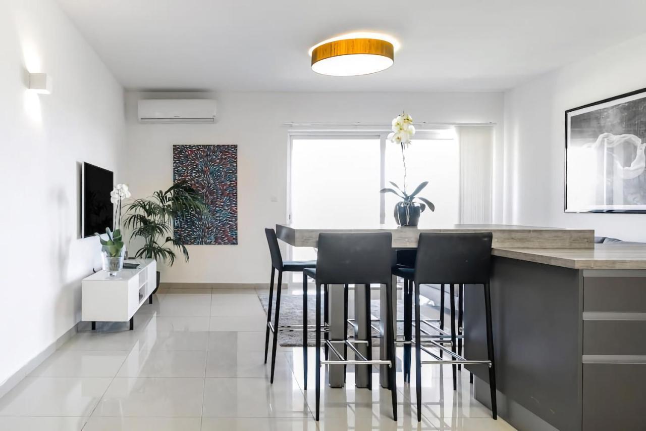 Award Winning Apartment St Julians St. Julian's Exterior foto